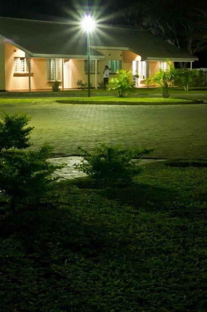 Victoria Apartments Livingstone Exterior foto